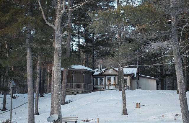 Bon Echo Area Cottage