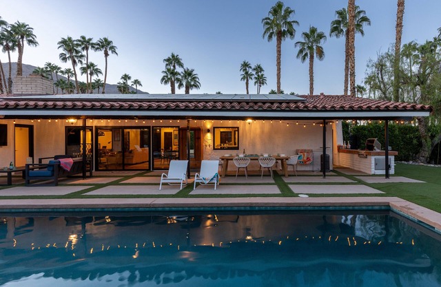 Bonita Paradise - Spanish-Style Oasis