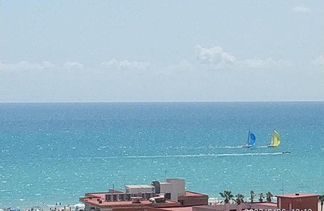 Bonito apartamento con piscina cerca de la playa.