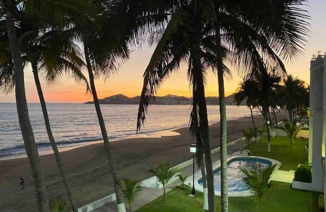 Bonito departamento a pie de playa en Manzanillo