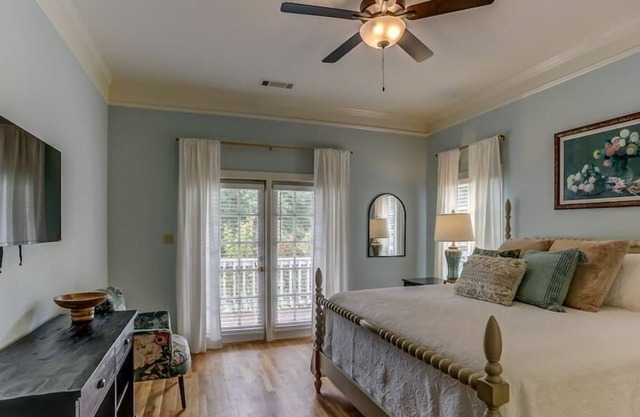 Bonne Terre Inn Cypress Room