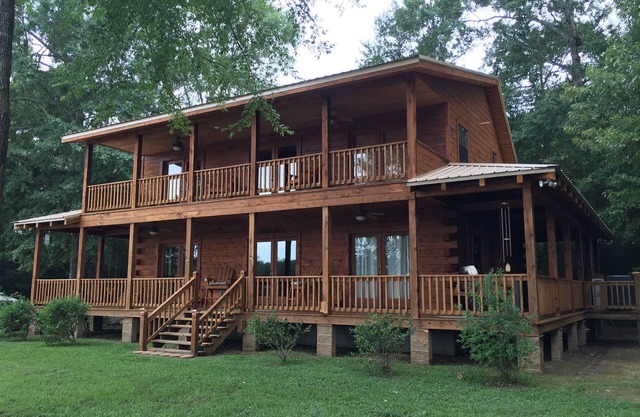 BOOK 4 ALABAMA FOOTBALL GAMES/AMAZING TWO STORY LOG CABIN/NEAR TOMBIGBEE RIVER
