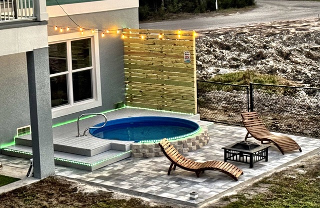 Book Away. Gulf Home-Pool, dock,ramp,Fish Gear,kayaks,paddle boards, Elevator