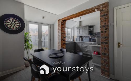 BOOK Bentley Terrace by YourStays!