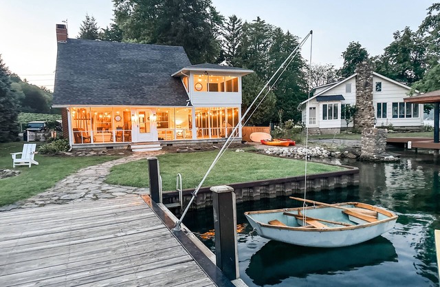 Canandaigua Lake House - Bristol / Naples