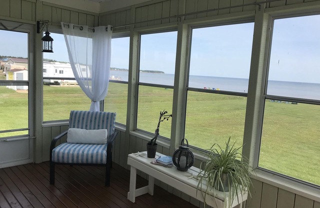 Buchen Sie jetzt. Häuschen / Haus am Meer in der Nähe von Cap-Pelé