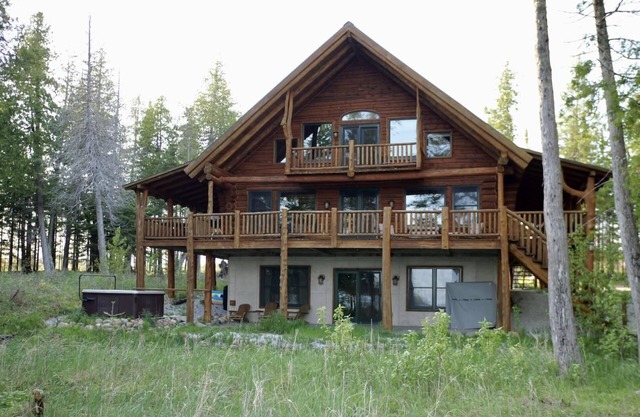 Bootjack Lodge on Drummond Island