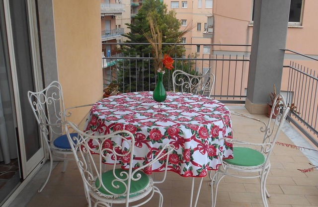 „Borgo Antico“ Wohnung im Zentrum mit Parkplatz