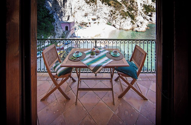 Borgo di Conca-La Marinella-apartment on the beach of Conca dei Marini.