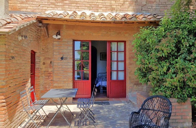 Borgo Melograno - SOL