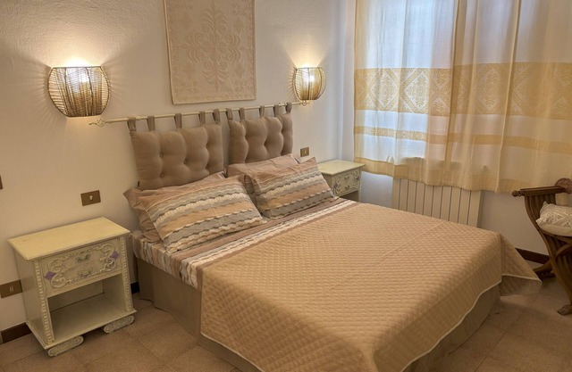 Bosa Bouganville Apartment with Sea View