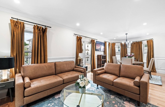 Welcome to Our Prime Suburban Boston Retreat!