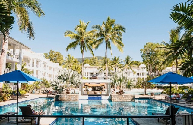 Bottlebrush A Beachside Resort Paradise