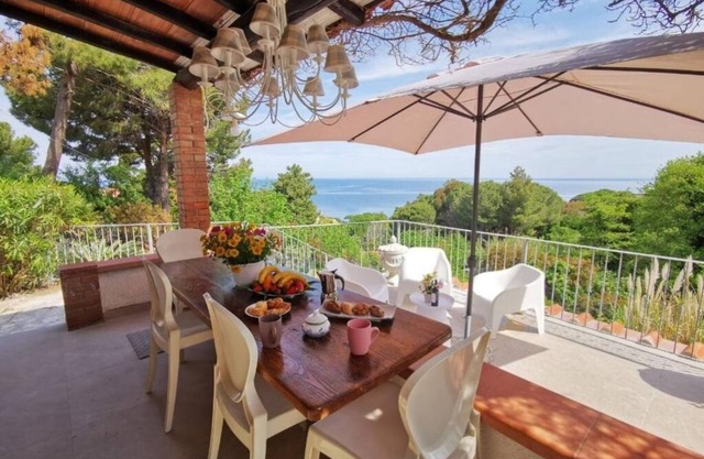 Bougainvillea Overview House