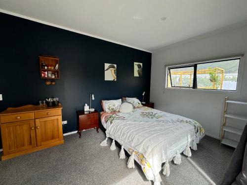 Boujee Barn Stay on Cromwell Cherry Orchard