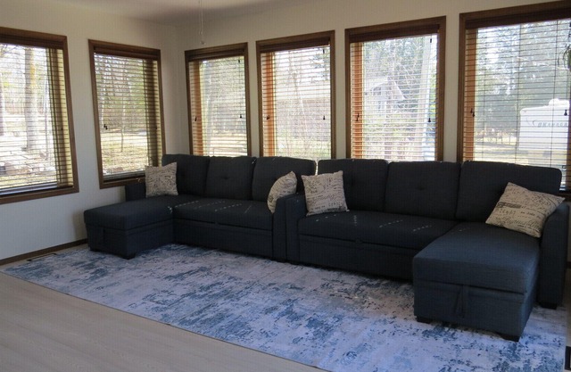 Boulder Bay Cottage - Main floor