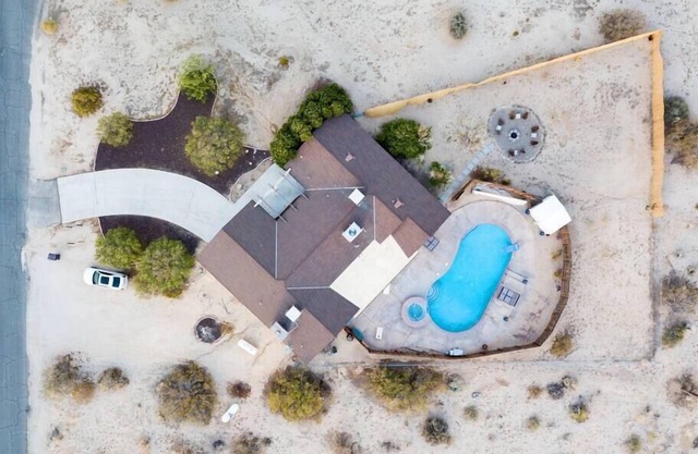 Boulder Vista | Pool & Spa! by Colby & Conrad