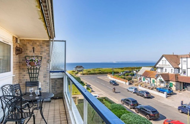 BOURNECOAST: MEERBLICK - AUF CLIFFTOP-STRÄNDEN IN SÜDBOURNE - FM1534
