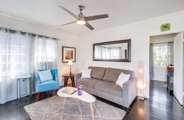Boutique 1 bedroom in walkable & trendy neighborhood of South Park