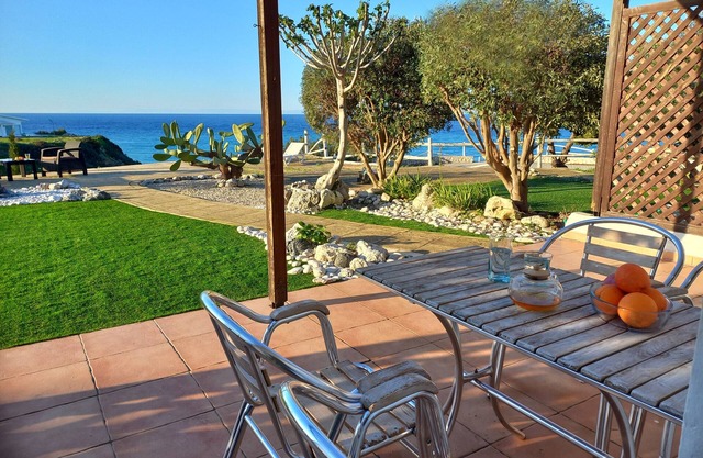 Boutique apartment with stunning sea views