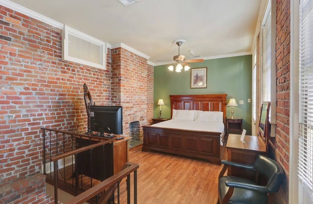Boutique Balcony Suite in NOLA’s Heart – Classic Vibe + Modern Comfort
