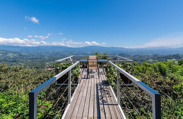 Boutique hotel cabin with private rooftop and amazing views
