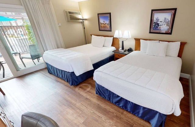 Boutique Hotel Double Queen Patio Room