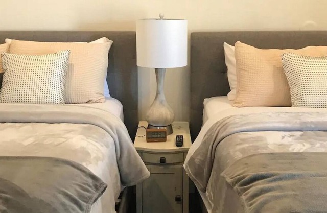 Boutique Hotel room in Oakley, ID: The Frank Room