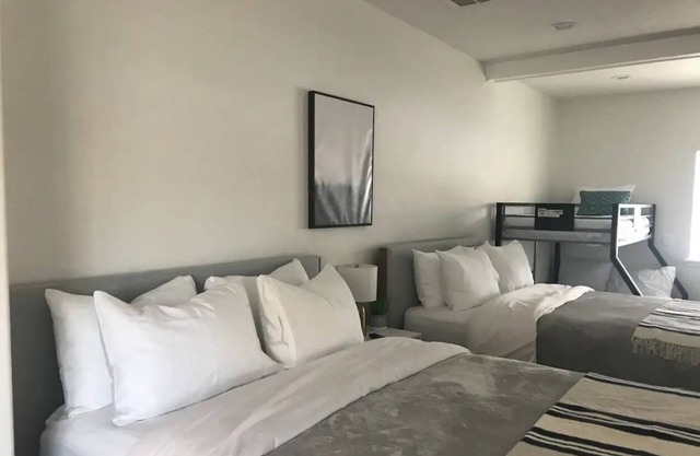 Boutique Hotel Suite in Oakley, ID: The Sage Room - Sleeps 7