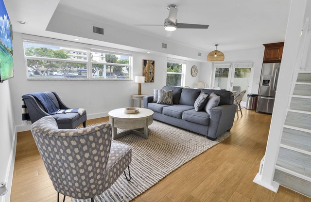 Boutique Hotel 2 bedroom 1 bath Townhouse