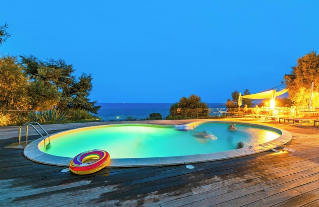 Boutique Pool Apt. Balzi Rossi - Roma 2, Ventimiglia, Italy