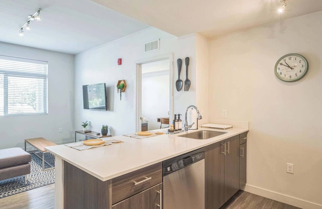 Boutique Stay Near River & Downtown