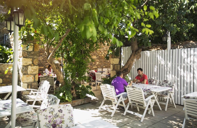 Bozcaada Fahri Hotel