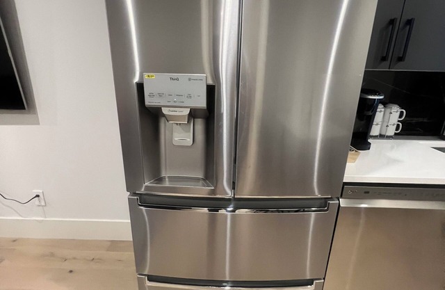 2 Bedroom suite available for short-term rent as of Sep 5 straight bus to UBC