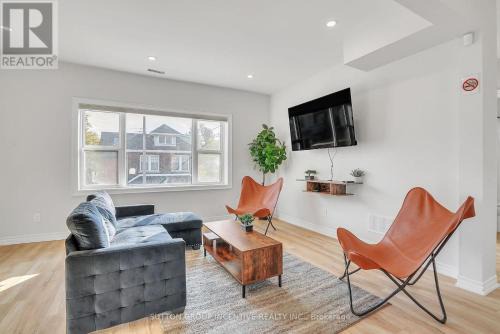Brand new 2 Bedroom plus Loft in Hamilton