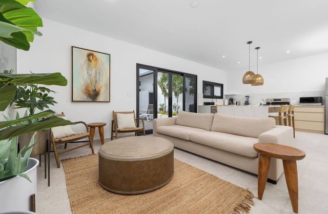 BRAND NEW 2BR2BPalapaBBQPrivate Pool@Baby Beach