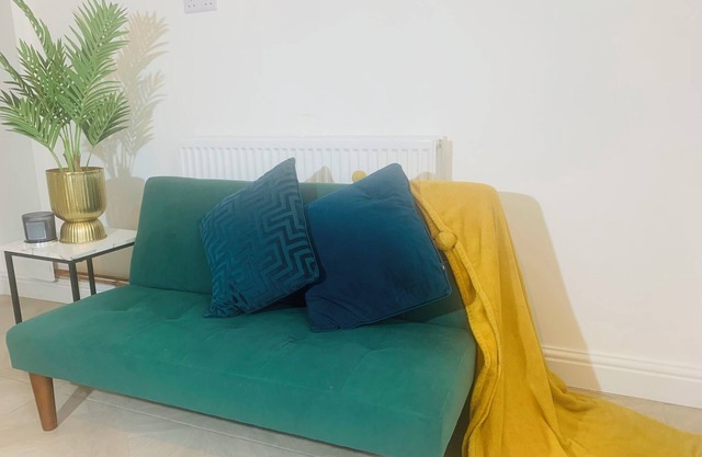 Brand New 3 Bed 3 En-suite House in Manchester Near Bury Town Centre
