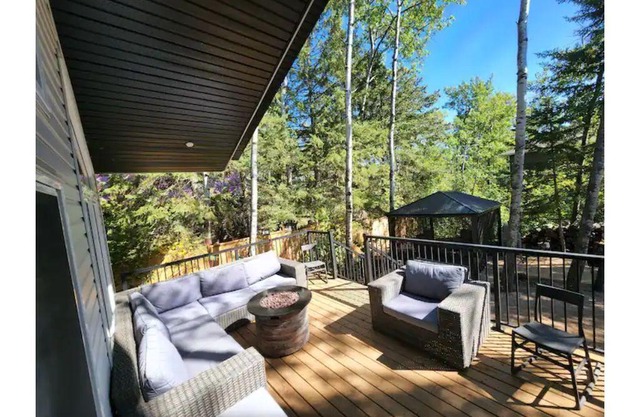 Brand new 3 Bedroom Lake House