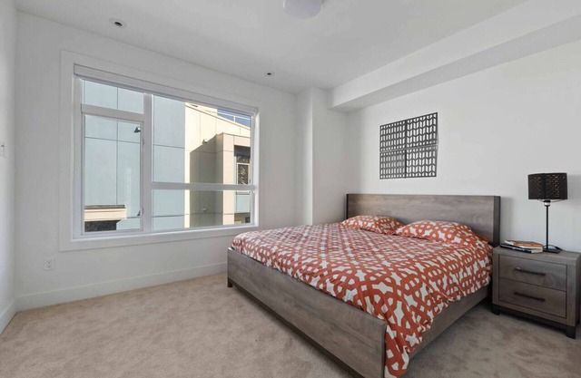 Brand New 3BD Home in Surrey!