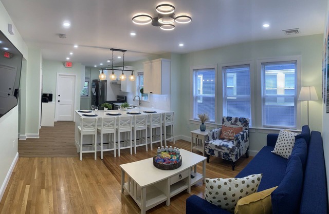 BRAND NEW 3bds/2bths in a small & friendly neighborhood. Mins away from Boston.