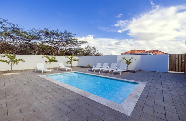 Brand New 3BR 2BA w/ Private Pool Near Palm Beach