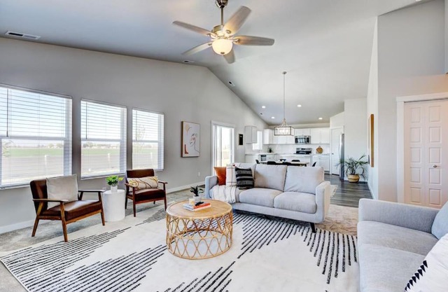 BRAND NEW 4-BDRM HOME Farmhouse at Grand Rapids