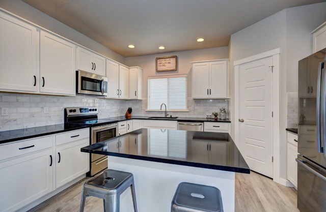 *BRAND NEW 4-BDRM HOME*The Landing at Sunset Point