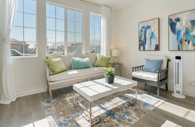 Brand-New 500sf Oasis near UC Riverside / 30+Days / 1.7 miles from Hospital