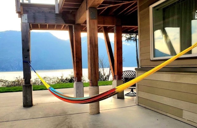 Brand New Apartment with Great Views