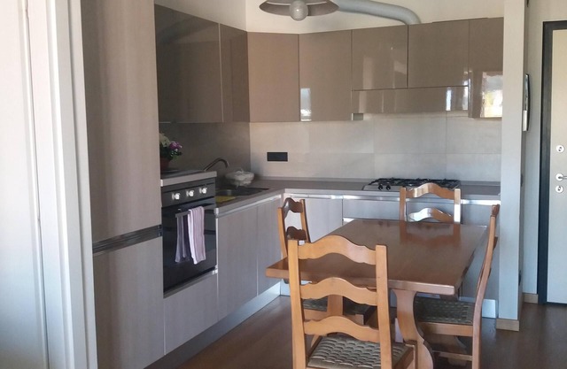 Brandneue Wohnung im Zentrum in der Nähe des Meeres