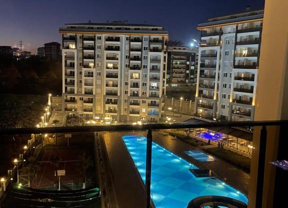 Brand New Apartment Emerald Paradise