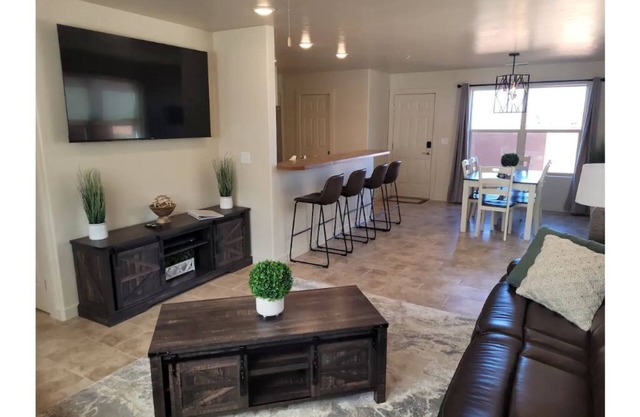 -Brand New- Awesome Comfy Villa in Moab!