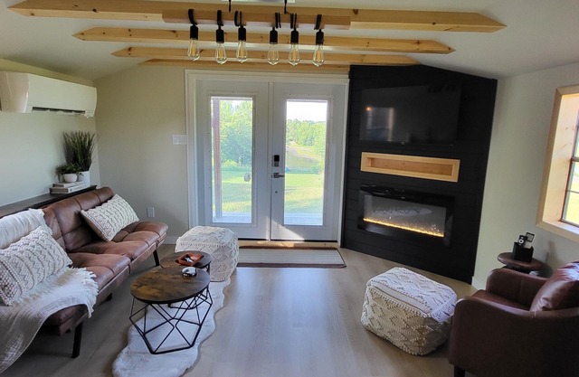 Brand New! Bear Creek Hideaway on Richibucto River w/kayaks!