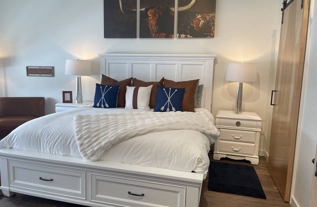 Brand New Beautiful Montana Condo!